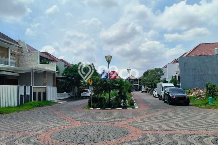 Tanah Investasi Dijual di Surabaya Punya Luas 695m2 Tanah Investasi Dijual di Surabaya Punya Luas 695m2