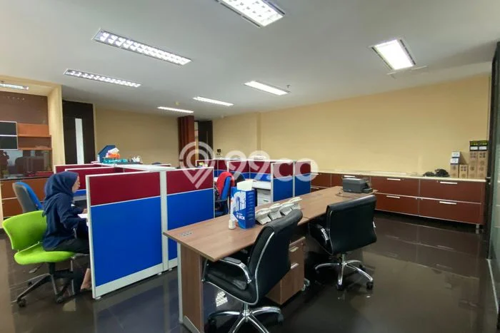 Kantor Komersial Dijual di Kebayoran Baru Jakarta Selatan LT 170m2 & LB 170m2 Kantor Komersial Dijual di Kebayoran Baru Jakarta Selatan LT 170m2 & LB 170m2