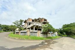 Rumah Elit LB 1200m2 Siap Huni Desain Elegan di Sentul City, Bogor Rumah Elit LB 1200m2 Siap Huni Desain Elegan di Sentul City, Bogor
