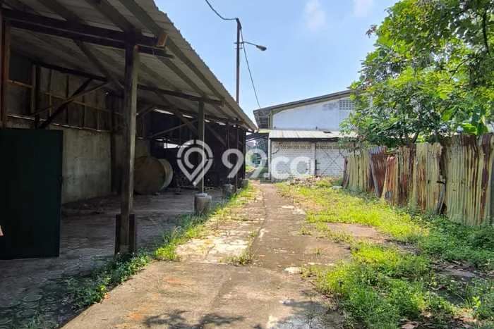 Unit Gudang Dijual di Rancaekek Bandung Luas Bangunan 3800m2 Unit Gudang Dijual di Rancaekek Bandung Luas Bangunan 3800m2