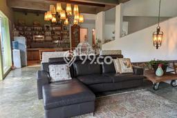 Rumah Mewah LB 360m2 Siap Pakai Desain Elegan di Resor Dago Pakar, Bandung Rumah Mewah LB 360m2 Siap Pakai Desain Elegan di Resor Dago Pakar, Bandung