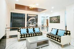Hunian Eksklusif Siap Huni LT 190m2 di Batununggal, Bandung Hunian Eksklusif Siap Huni LT 190m2 di Batununggal, Bandung