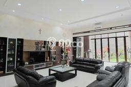 Ready to Use! Luxury House LT 464m2 Desain Elegan di Mekar Wangi Ready to Use! Luxury House LT 464m2 Desain Elegan di Mekar Wangi