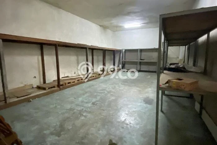 Gudang untuk Disewa di Pusat Bandung Luas Bangunan 1300m2 Gudang untuk Disewa di Pusat Bandung Luas Bangunan 1300m2