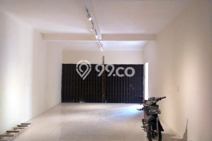 Untuk Dijual! Ruko di Taman Kopo Indah Bandung LT 144m2 / LB 235m2 Kawasan Strategis Untuk Dijual! Ruko di Taman Kopo Indah Bandung LT 144m2 / LB 235m2 Kawasan Strategis