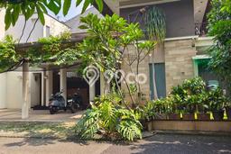Hunian Eksklusif Dijual LT 256m2 di BSD, Tangerang Selatan Hunian Eksklusif Dijual LT 256m2 di BSD, Tangerang Selatan