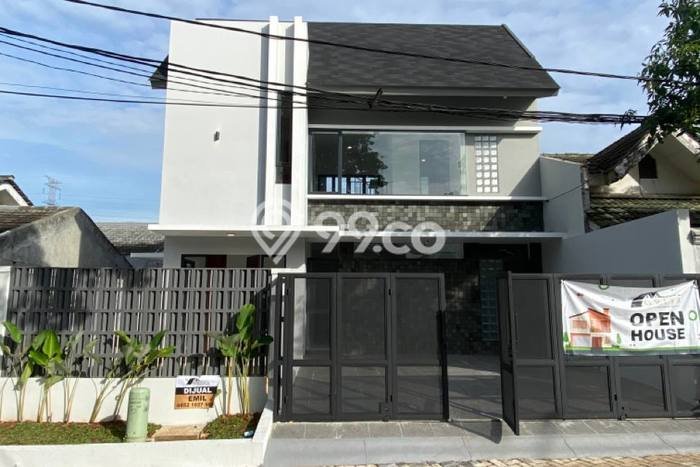 Dijual Rumah Mewah Exclusive di BSD, Tangerang Selatan Dijual Rumah Mewah Exclusive di BSD, Tangerang Selatan