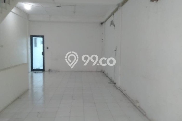 Ruko Dijual di Prime Area Jakarta Timur Luas 350m2 Ruko Dijual di Prime Area Jakarta Timur Luas 350m2