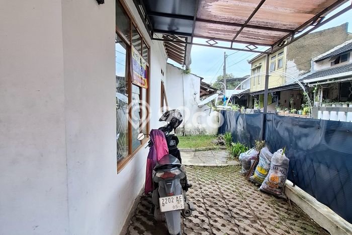 Rumah Modern Cantik 3 KT Siap Huni di Margahayu Rumah Modern Cantik 3 KT Siap Huni di Margahayu