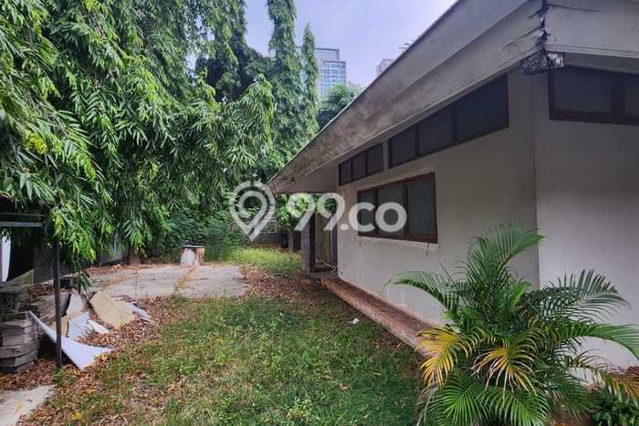 Rumah Murah LT 2040m2 di Kemang Akses Mudah Rumah Murah LT 2040m2 di Kemang Akses Mudah