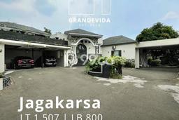 Siap Huni Rumah Mewah 4 Kamar di Jagakarsa Dekat ke Mana Pun Siap Huni Rumah Mewah 4 Kamar di Jagakarsa Dekat ke Mana Pun