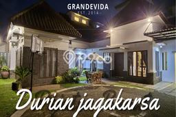 Rumah Mewah Siap Huni LT 1301m2 di Jagakarsa, Jakarta Selatan Rumah Mewah Siap Huni LT 1301m2 di Jagakarsa, Jakarta Selatan