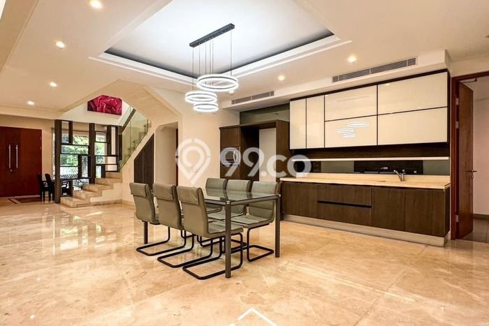 Jual Rumah Luas Megah Dengan View Cantik di Kuningan, Jakarta Selatan Jual Rumah Luas Megah Dengan View Cantik di Kuningan, Jakarta Selatan