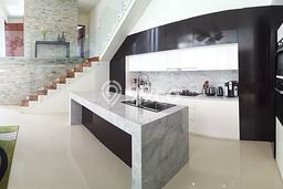 Dijual Segera! Vila Kawasan , Area 400m2m², Posisi Premium dekat dengan berbagai kebutuhan Dijual Segera! Vila Kawasan , Area 400m2m², Posisi Premium dekat dengan berbagai kebutuhan