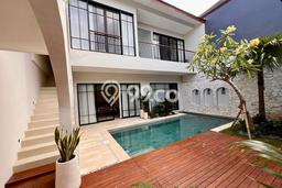Hunian Mewah LB 180m2 Siap Pakai Desain Elegan di Jimbaran, Badung Hunian Mewah LB 180m2 Siap Pakai Desain Elegan di Jimbaran, Badung