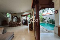 Vila Kawasan , Area 300m2m², Lokasi Strategis Vila Kawasan , Area 300m2m², Lokasi Strategis