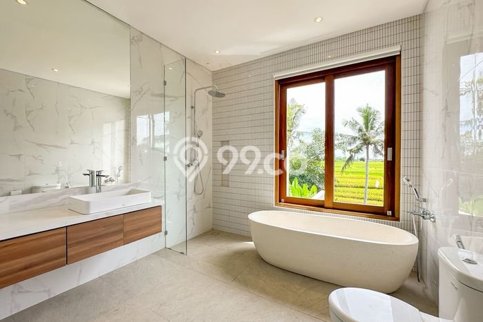 Vila Kawasan , Luas 210m2m², Lokasi Potensial untuk bisnis Vila Kawasan , Luas 210m2m², Lokasi Potensial untuk bisnis