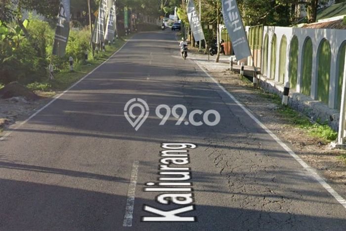 Rumah Strategis di Pakem, Sleman, LT 2401m2m² Bangunan 700m2m² - HARGA NEGO! Rumah Strategis di Pakem, Sleman, LT 2401m2m² Bangunan 700m2m² - HARGA NEGO!