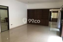 Rumah Strategis area Candisari, Semarang, LT 1125m2m² Bangunan 450m2m² - HARGA NEGO! Rumah Strategis area Candisari, Semarang, LT 1125m2m² Bangunan 450m2m² - HARGA NEGO!