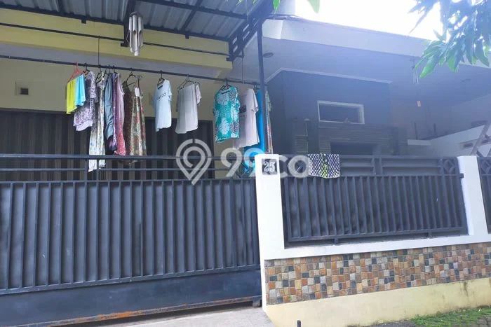 For Sale Rumah 2 Kamar Lokasi Strategis Bagus dan Strategis di Gayamsari For Sale Rumah 2 Kamar Lokasi Strategis Bagus dan Strategis di Gayamsari