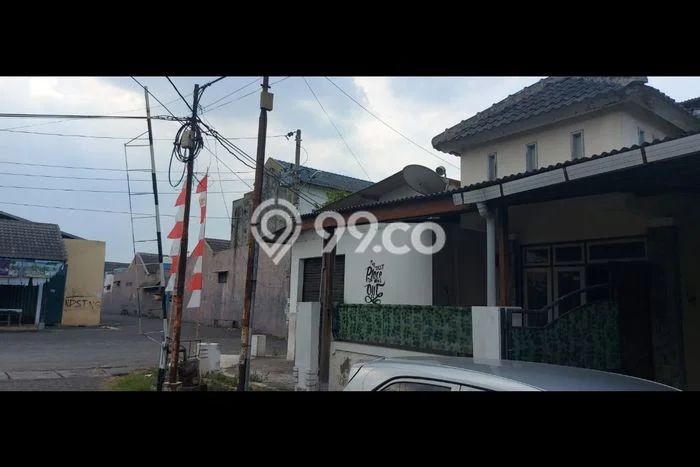 Rumah Sewa Semarang LT 176m2 LB 160m2 Area Plamongan Rumah Sewa Semarang LT 176m2 LB 160m2 Area Plamongan