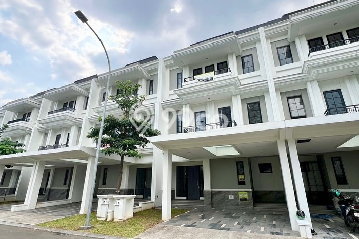 Disewakan! Rumah 5 Kamar Tidur &
4 Kamar Mandi di Alam Sutera, Tangerang Disewakan! Rumah 5 Kamar Tidur &
4 Kamar Mandi di Alam Sutera, Tangerang