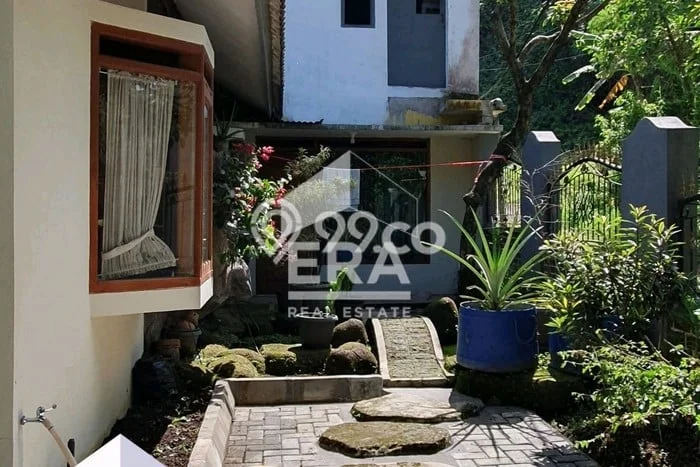 Rumah Sewa Bandung LT 212m2 LB 200m2 Area Cihanjuang Rumah Sewa Bandung LT 212m2 LB 200m2 Area Cihanjuang