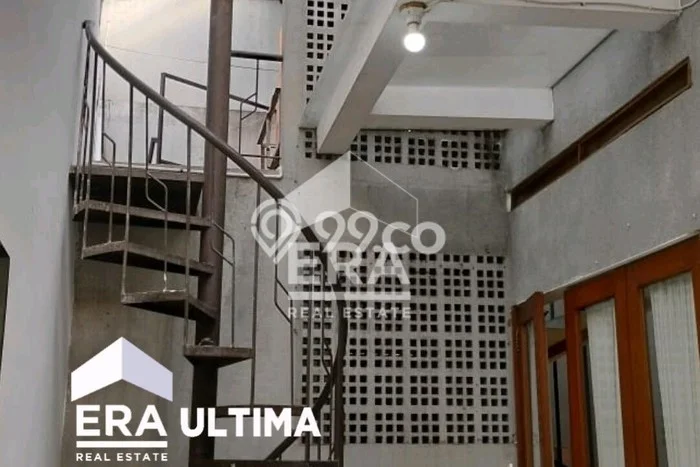 For Sale Hunian Rumah Nyaman 5 Kamar di Pasteur, Bandung For Sale Hunian Rumah Nyaman 5 Kamar di Pasteur, Bandung