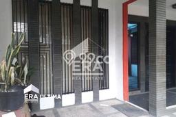Rumah Area Strategis di Turangga, Bandung, Luas 144m² Bangunan 360m² Rumah Area Strategis di Turangga, Bandung, Luas 144m² Bangunan 360m²