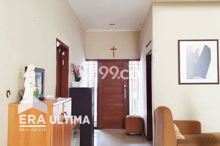 Disewakan! Rumah 3 Kamar Tidur &
2 Kamar Mandi di Pasteur, Bandung Disewakan! Rumah 3 Kamar Tidur &
2 Kamar Mandi di Pasteur, Bandung