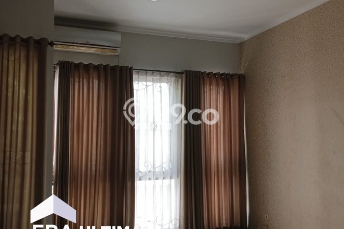 Lokasi terbaik! Rumah siap huni dikontrakkan di Bojongsoang LB 120m2 Lokasi terbaik! Rumah siap huni dikontrakkan di Bojongsoang LB 120m2