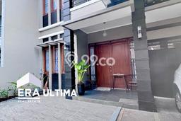 Siap Huni Rumah Mewah 4 Kamar di Batununggal Dekat ke Mana Pun Siap Huni Rumah Mewah 4 Kamar di Batununggal Dekat ke Mana Pun