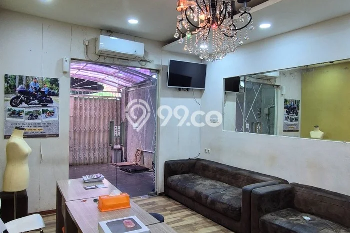 Unit Ruko Dijual di Jakarta Barat LT 56m2 & LB 79m2 Unit Ruko Dijual di Jakarta Barat LT 56m2 & LB 79m2