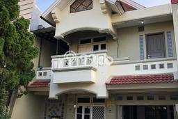 Rumah Mewah LB 376m2 Siap Pakai Desain Elegan di Pantai Indah Kapuk, Jakarta Utara Rumah Mewah LB 376m2 Siap Pakai Desain Elegan di Pantai Indah Kapuk, Jakarta Utara