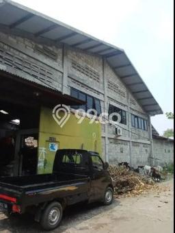 Unit Gudang Dijual di Surabaya LT 360m2 & LB 400m2 Unit Gudang Dijual di Surabaya LT 360m2 & LB 400m2