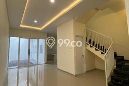 Dijual Cepat Rumah Favorit Siap Huni LB 145m2 di Rungkut, Surabaya Dijual Cepat Rumah Favorit Siap Huni LB 145m2 di Rungkut, Surabaya