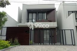 For Sale! Luxury House LT 189m2 Desain Modern di Kebonsari For Sale! Luxury House LT 189m2 Desain Modern di Kebonsari