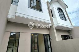 Hunian Cantik Modern Lb 100m2 di Rungkut, Surabaya Hunian Cantik Modern Lb 100m2 di Rungkut, Surabaya
