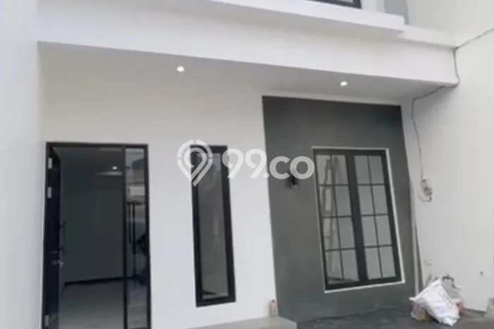 Dijual Rumah 4 Kamar Lokasi Strategis Nyaman dan Strategis di Rungkut Dijual Rumah 4 Kamar Lokasi Strategis Nyaman dan Strategis di Rungkut