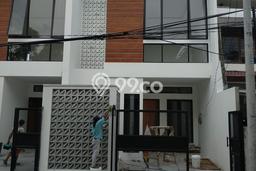 Rumah Modern Cantik 3 KT Bisa Langsung Pindah di Mulyorejo Rumah Modern Cantik 3 KT Bisa Langsung Pindah di Mulyorejo