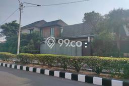 HOT LISTING! Rumah Siap Huni area Dukuh Pakis, Luas 1016m2m² Bangunan 1000m2m² HOT LISTING! Rumah Siap Huni area Dukuh Pakis, Luas 1016m2m² Bangunan 1000m2m²