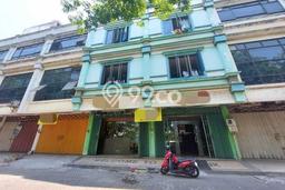 FOR SALE! Ruko di Rungkut Surabaya, LT 255m2, LB 905m2 FOR SALE! Ruko di Rungkut Surabaya, LT 255m2, LB 905m2