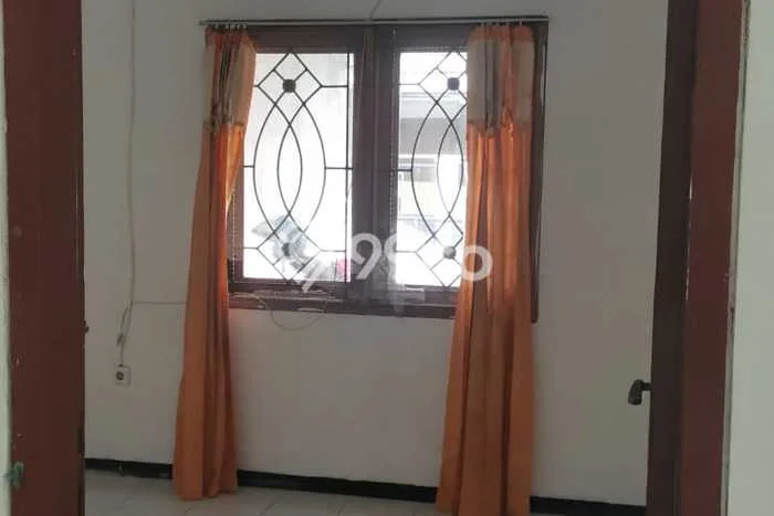 Rumah Strategis Minimalis Lb 90m2 di Waru, Sidoarjo Rumah Strategis Minimalis Lb 90m2 di Waru, Sidoarjo