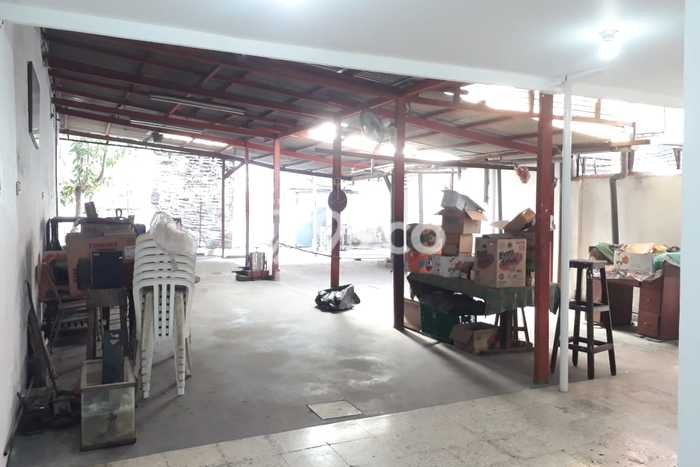 Siap Huni Hunian Elit 7 Kamar di Tambaksari Dekat ke Mana Pun Siap Huni Hunian Elit 7 Kamar di Tambaksari Dekat ke Mana Pun