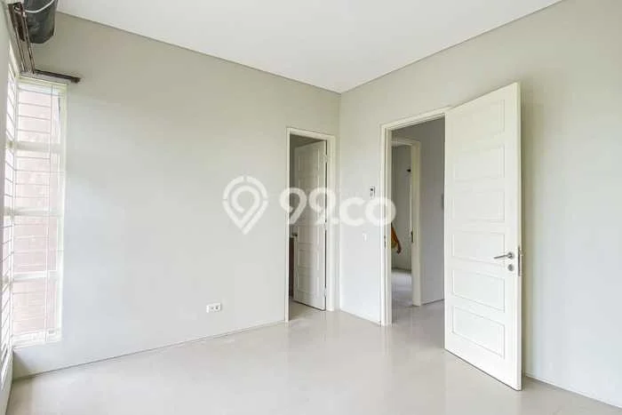 Jarang Ada! Rumah Sewa 3 Kamar Bagus Siap Huni Pakuwon City Jarang Ada! Rumah Sewa 3 Kamar Bagus Siap Huni Pakuwon City