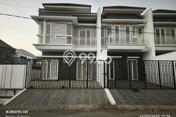 Dijual Rumah Modern 4 KT di Jemursari, Surabaya Dijual Rumah Modern 4 KT di Jemursari, Surabaya