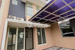 Jarang Ada! Rumah Sewa 3 Kamar Bagus Siap Huni Pakuwon City Jarang Ada! Rumah Sewa 3 Kamar Bagus Siap Huni Pakuwon City