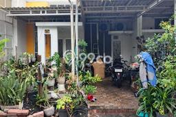 For Sale Rumah 2 Kamar Lokasi Ideal Nyaman dan Strategis di Rungkut For Sale Rumah 2 Kamar Lokasi Ideal Nyaman dan Strategis di Rungkut