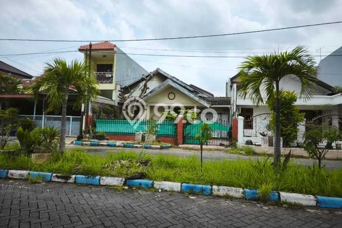 Dijual Rumah 4 Kamar Lokasi Ideal Bagus dan Strategis di Gedangan Dijual Rumah 4 Kamar Lokasi Ideal Bagus dan Strategis di Gedangan