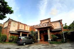 Komersial Komersial Dijual di Mojoagung Jombang LT 1881m2 & LB 800m2 Komersial Komersial Dijual di Mojoagung Jombang LT 1881m2 & LB 800m2